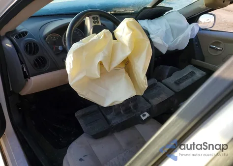 2004 Pontiac Grand Prix Gt2 z USA, uszkodzony, nr VIN 2G2WS522241149136